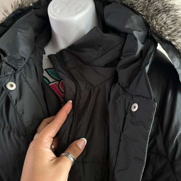 Women's Black Puffer Jacket with Faux Fur Hood - Picture 2 of 8
